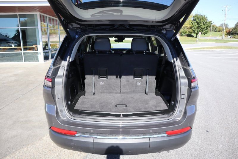 Used 2022 Jeep Grand Cherokee L Limited image 19