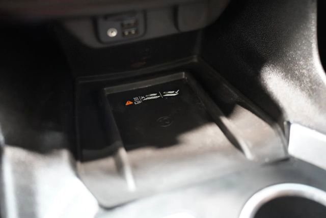 Used 2021 Chevrolet Traverse High Country w/ LPO, Floor Liner Package FWD image 39