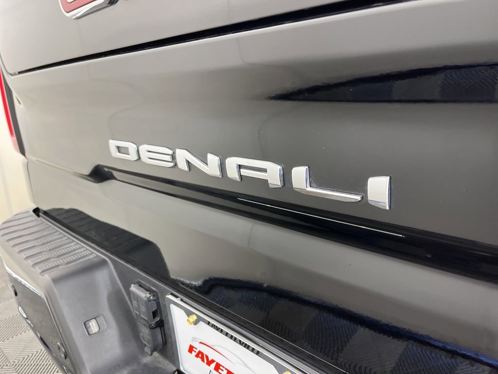 Certified 2025 GMC Sierra 1500 Denali image 4