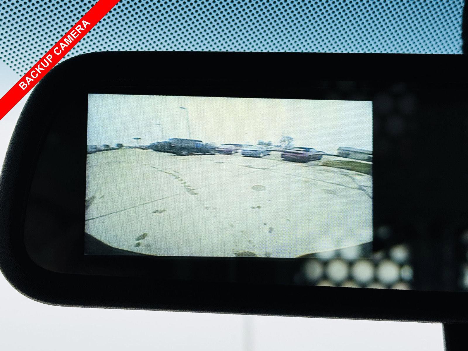 Used 2022 GMC Savana 2500 Extended w/ Driver Convenience Package image 4