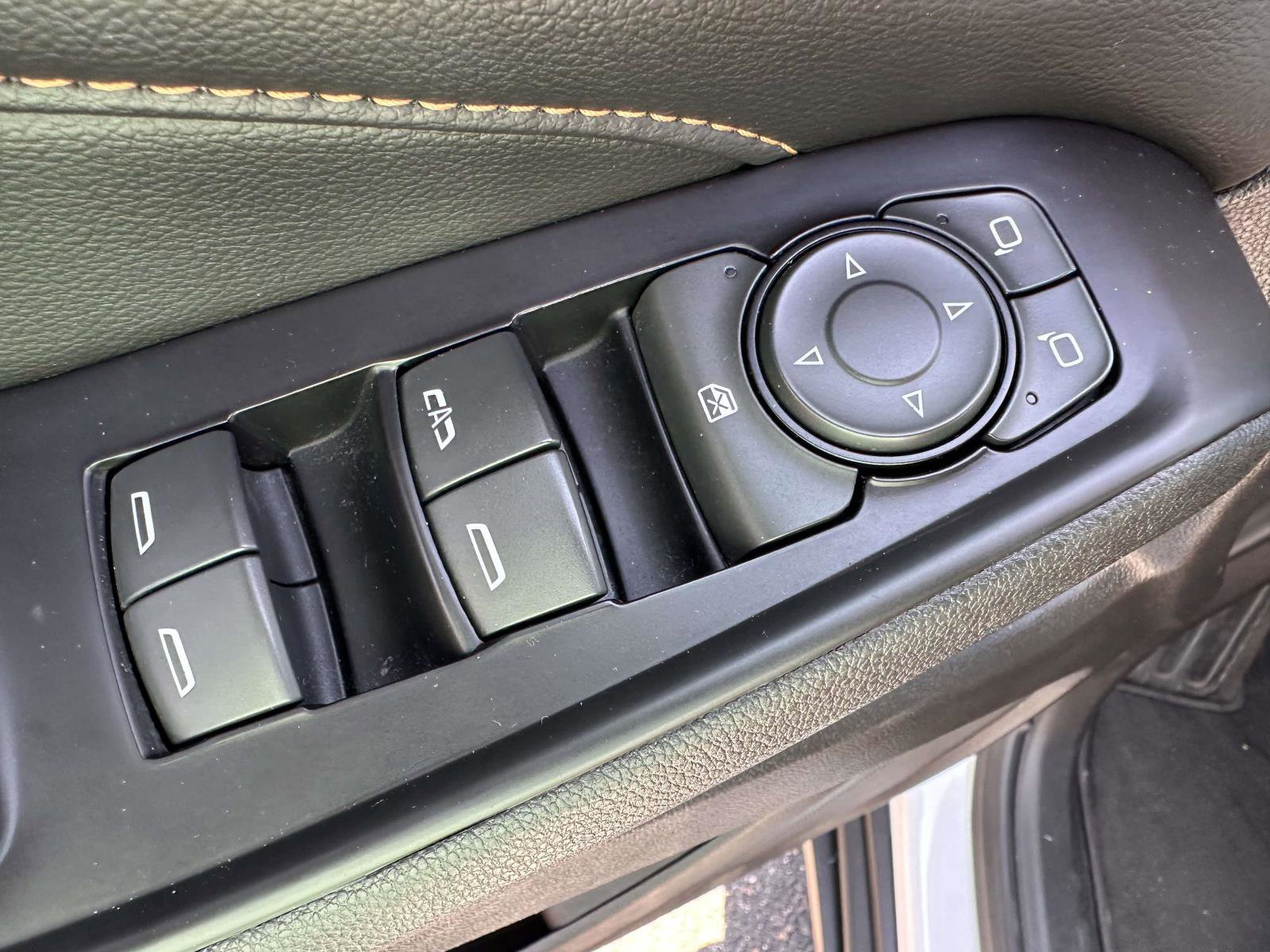 Used 2018 Chevrolet Traverse LT AWD/4WD image 10