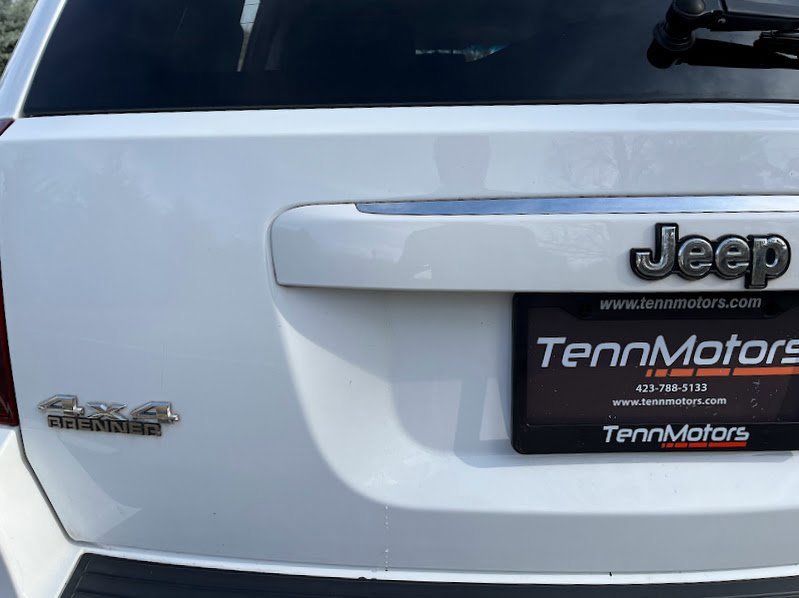 Used 2016 Jeep Compass Sport w/ Power Value Group image 40