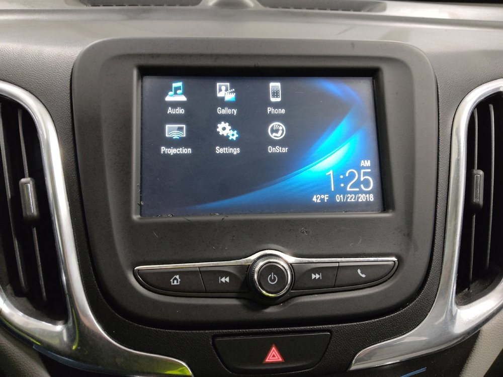 Used 2018 Chevrolet Equinox LS image 25