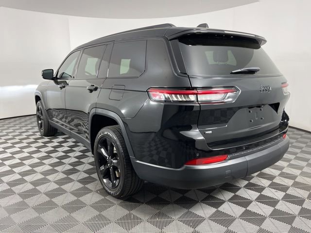 Used 2023 Jeep Grand Cherokee L Laredo RWD image 8