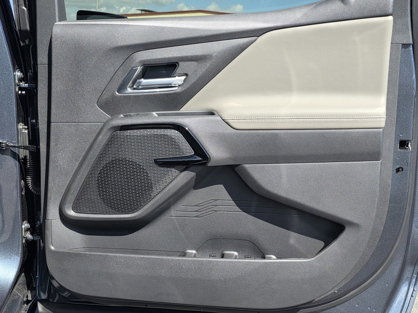 New 2026 Chevrolet Silverado EV Trail Boss w/ Premium Package image 18