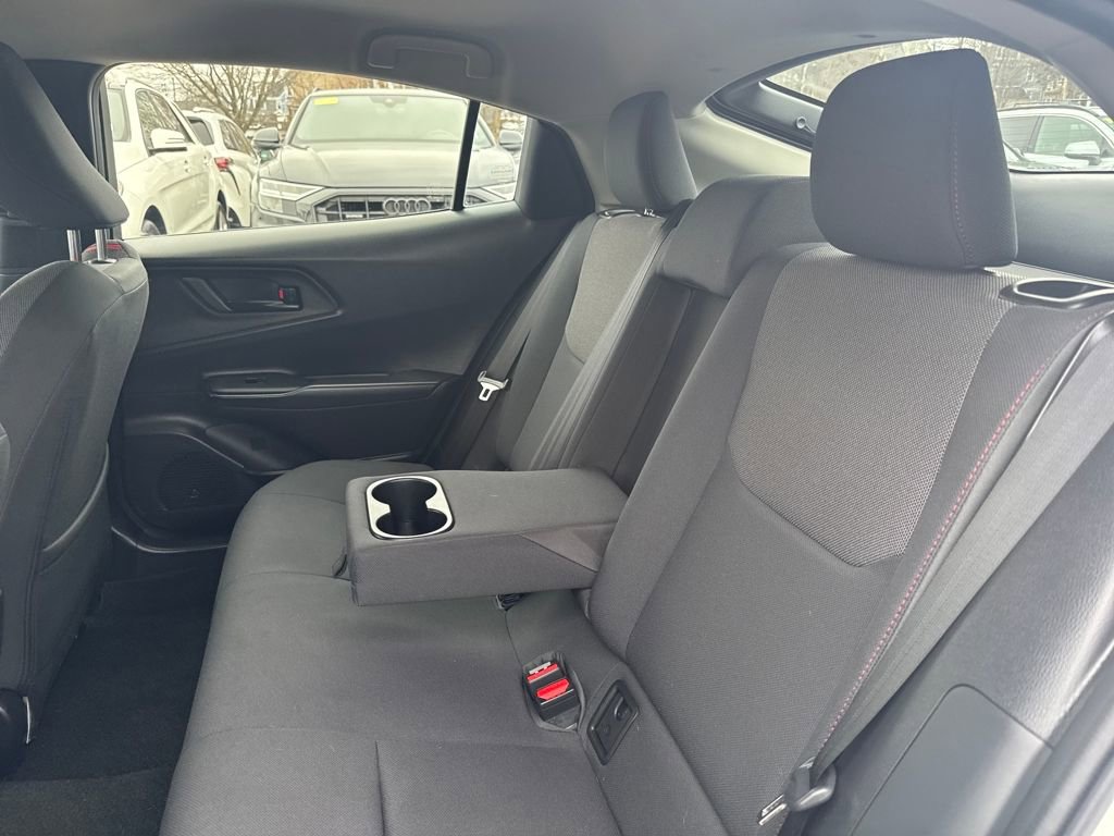 Used 2023 Toyota Prius Prime SE image 32