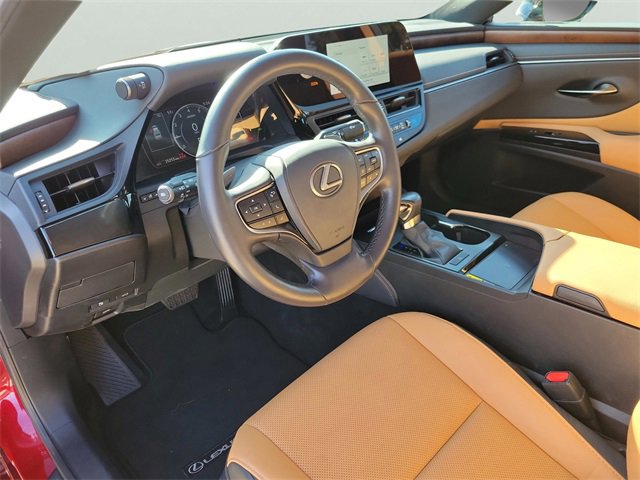 Used 2024 Lexus ES 350 w/ Premium Package image 9