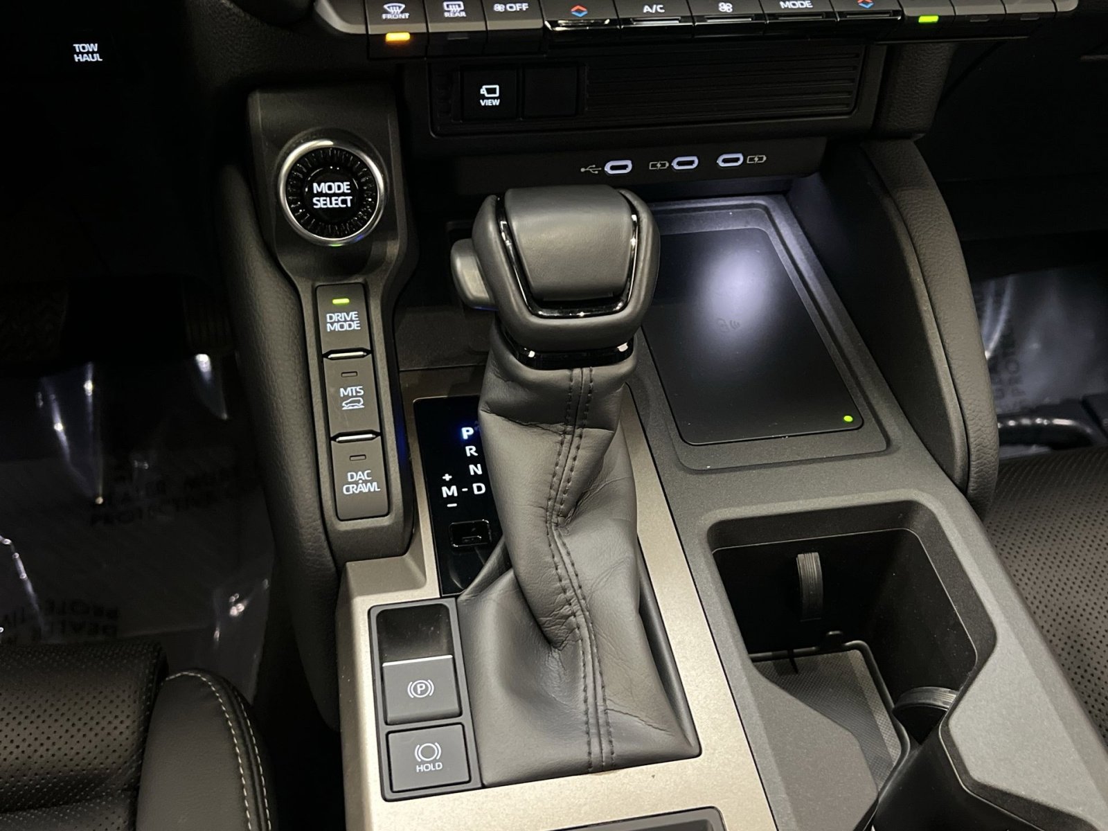 Used 2024 Toyota Land Cruiser image 20