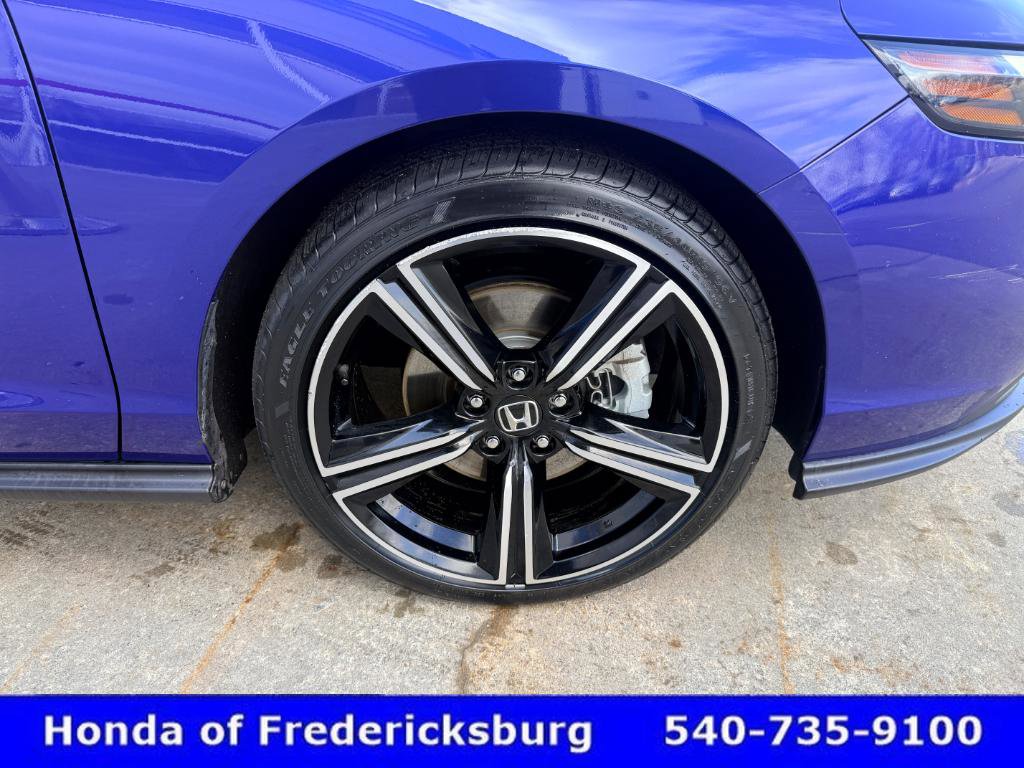 Used 2023 Honda Accord Sport image 13