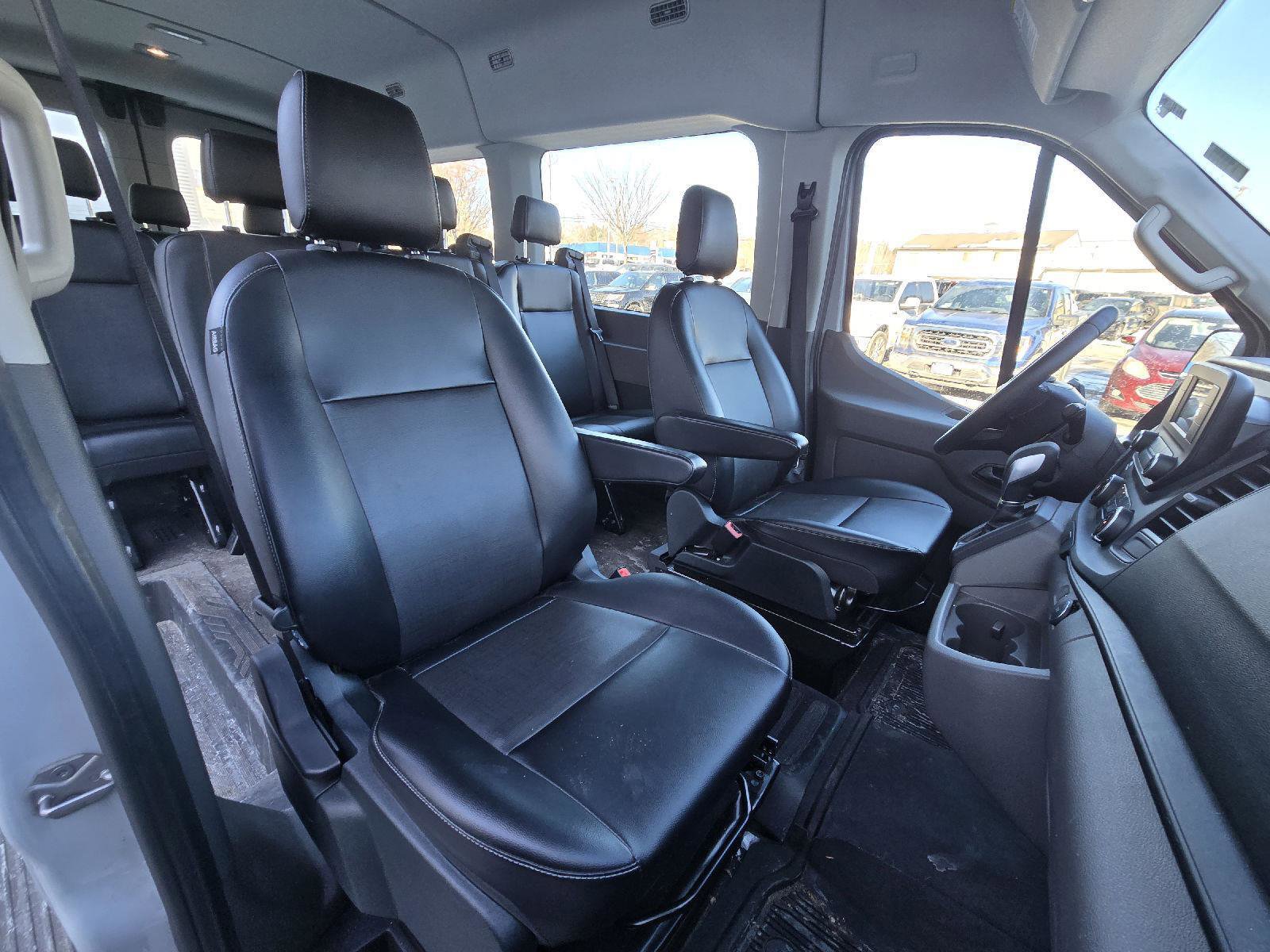 Used 2023 Ford Transit 350 XL image 12