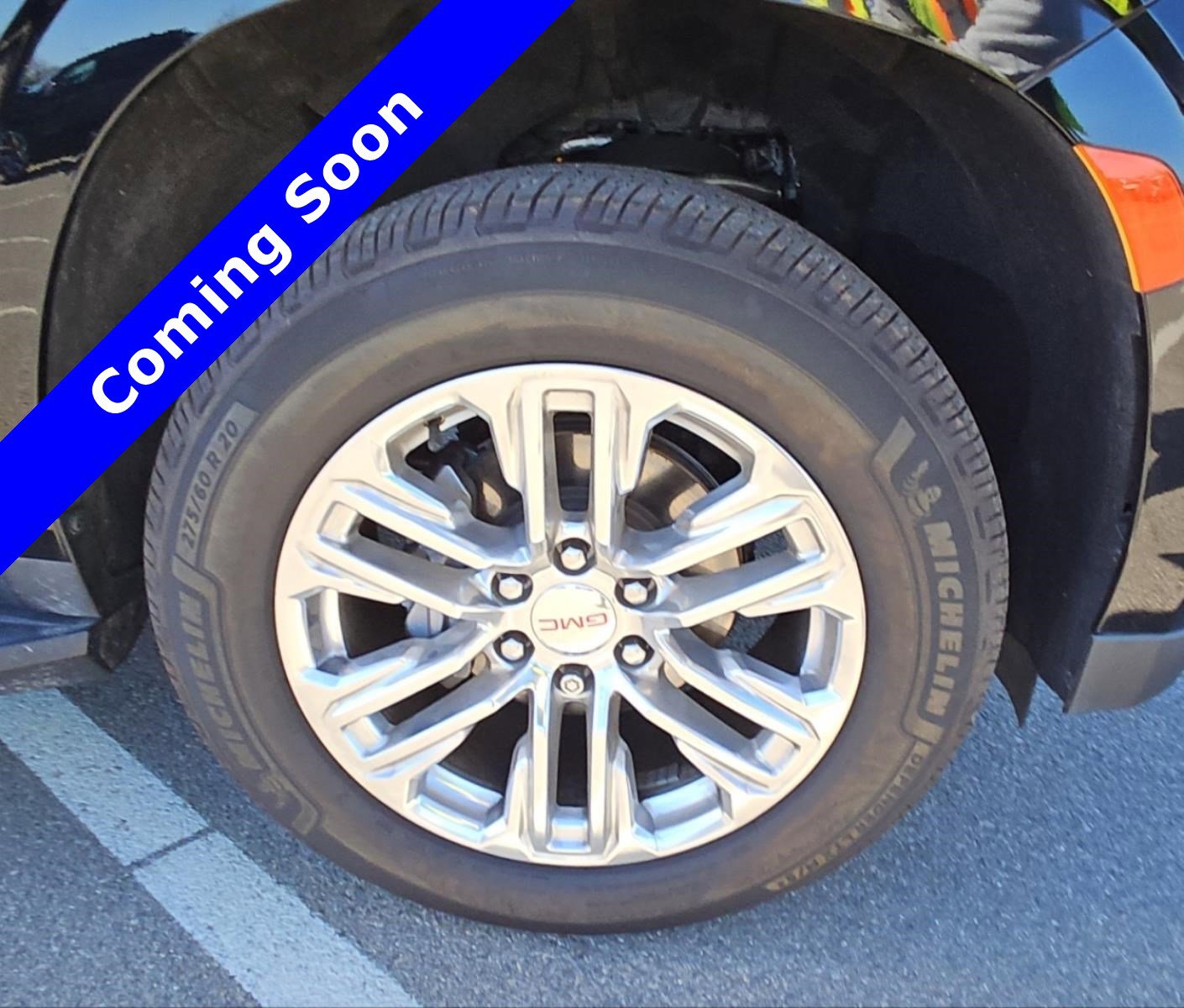 Used 2021 GMC Yukon SLT w/ SLT Premium Package image 9