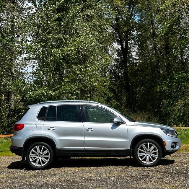 Used 2013 Volkswagen Tiguan S AWD/4WD image 2