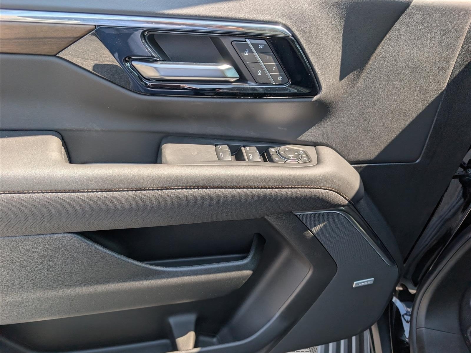 New 2026 Chevrolet Tahoe High Country AWD/4WD image 20
