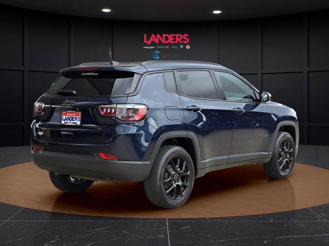 New 2026 Jeep Compass Latitude AWD/4WD image 3