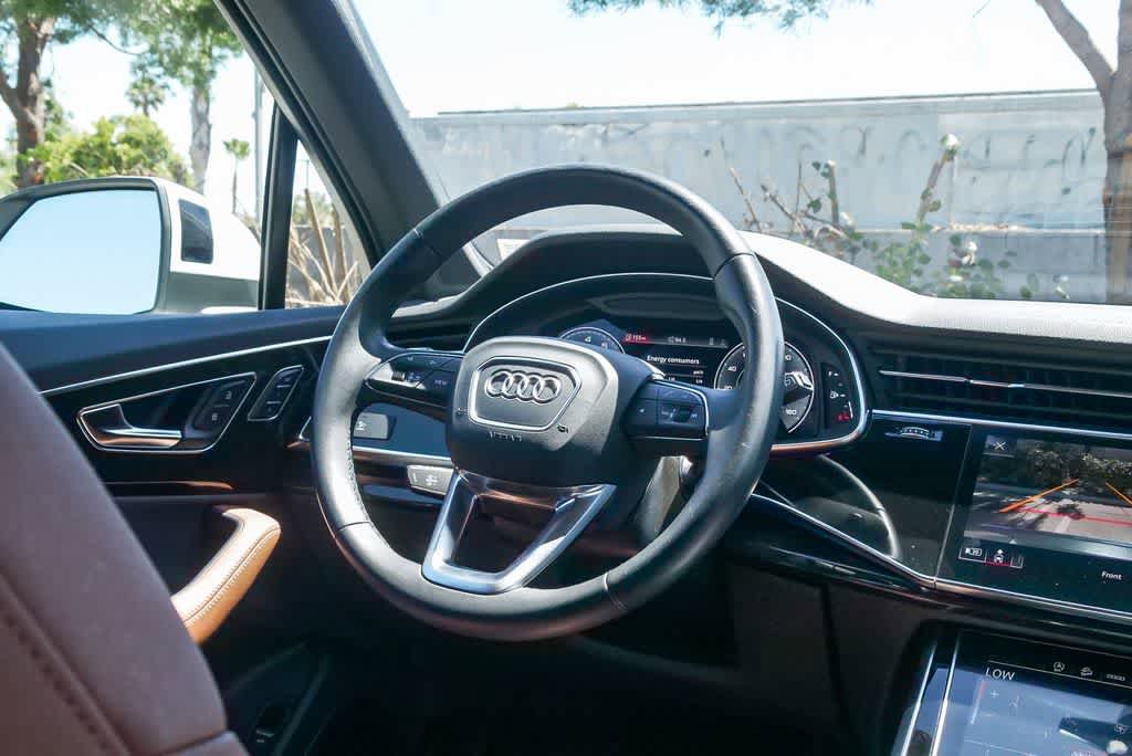 Used 2023 Audi Q7 3.0T Premium Plus w/ Premium Plus Package AWD/4WD image 15