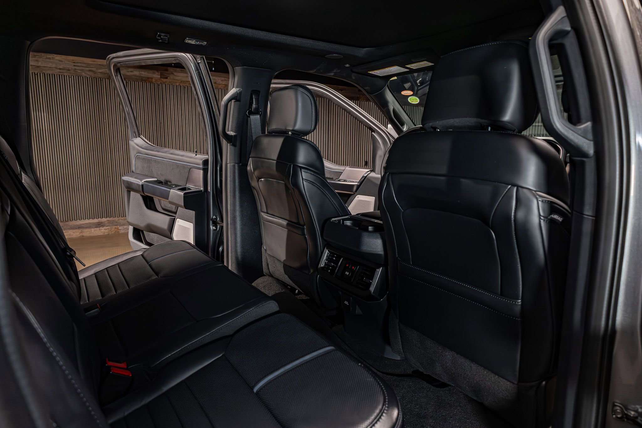 Used 2026 Ford F250 Platinum AWD/4WD image 29