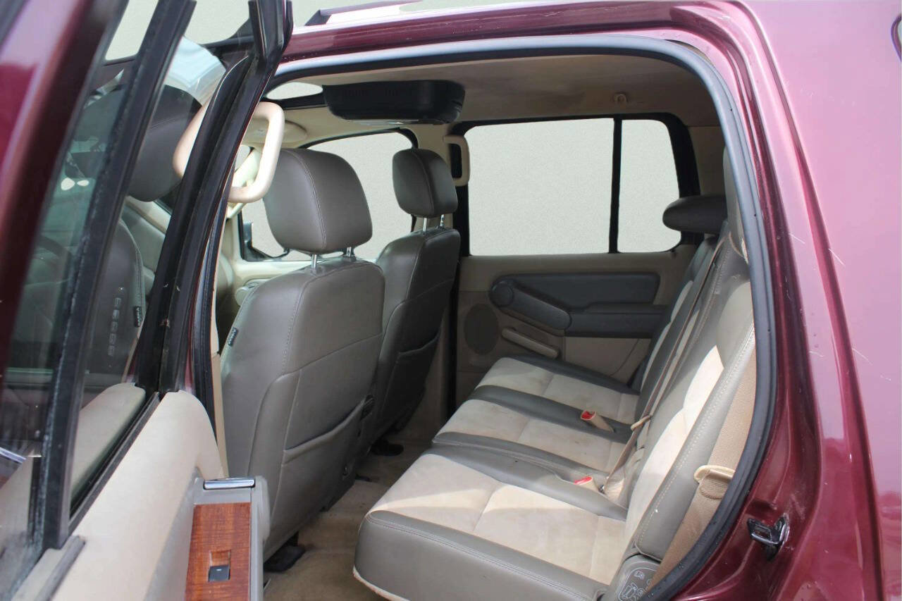 Used 2007 Ford Explorer Eddie Bauer AWD/4WD image 6