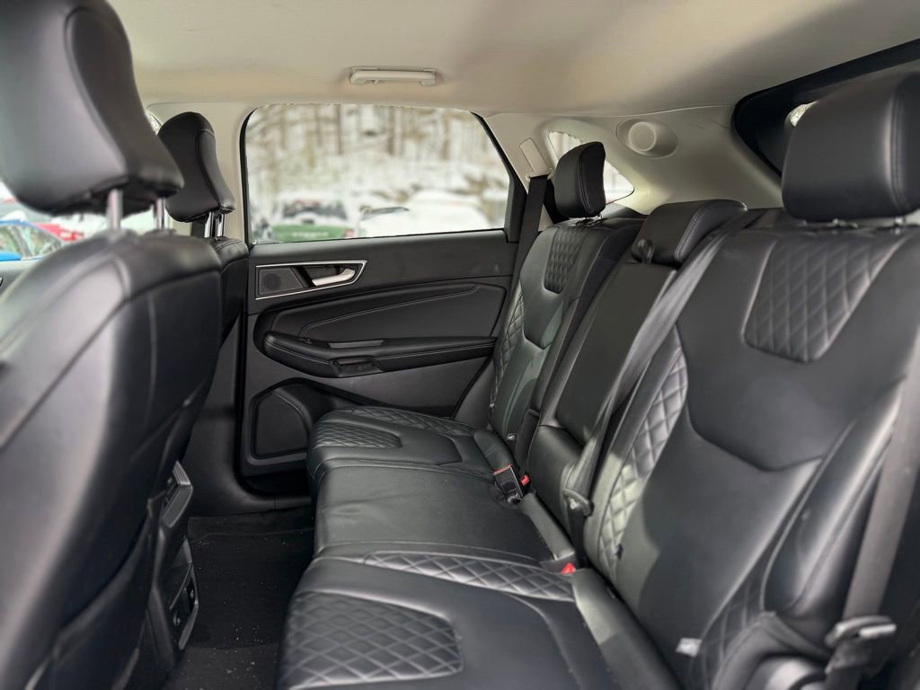 Used 2024 Ford Edge Titanium AWD/4WD image 5