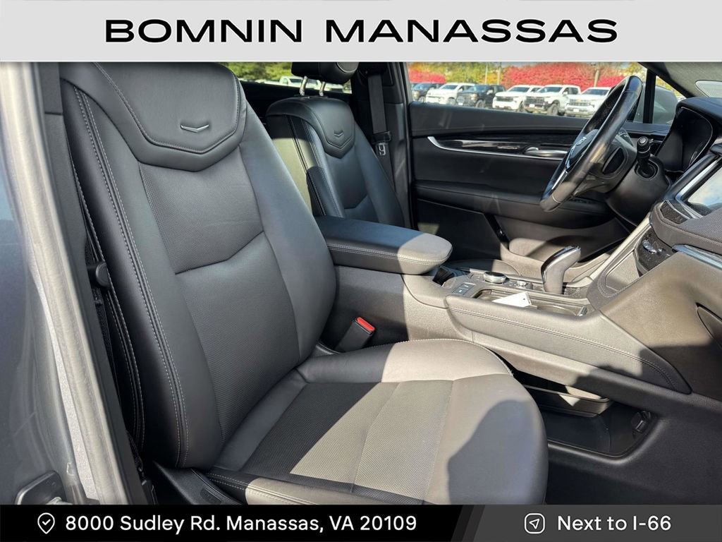 Used 2022 Cadillac XT5 Premium Luxury image 9