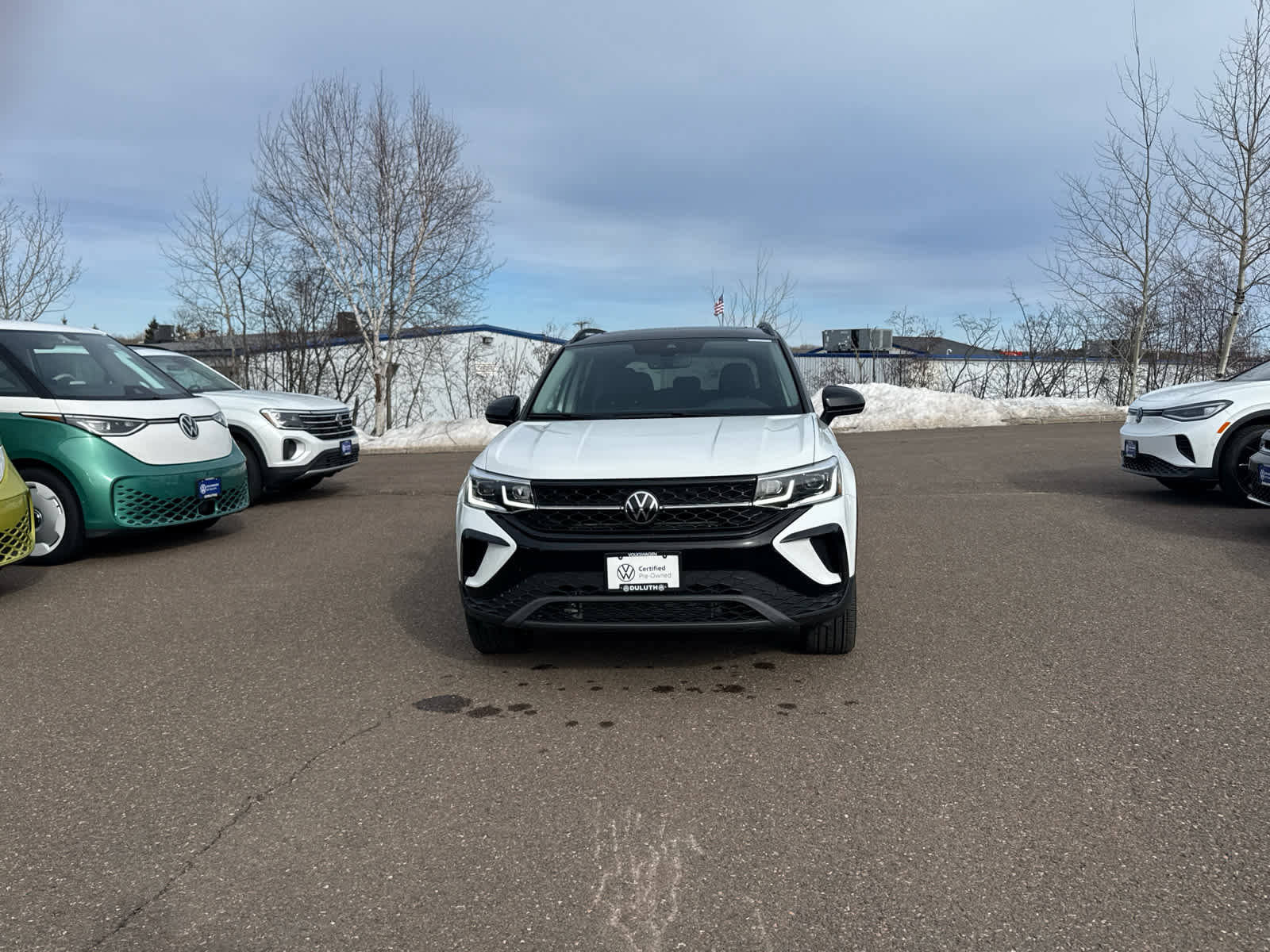 Certified 2024 Volkswagen Taos SE image 51