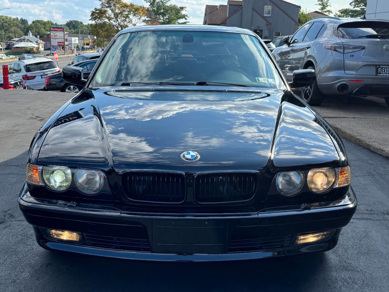 Used 2001 BMW 740i image 3