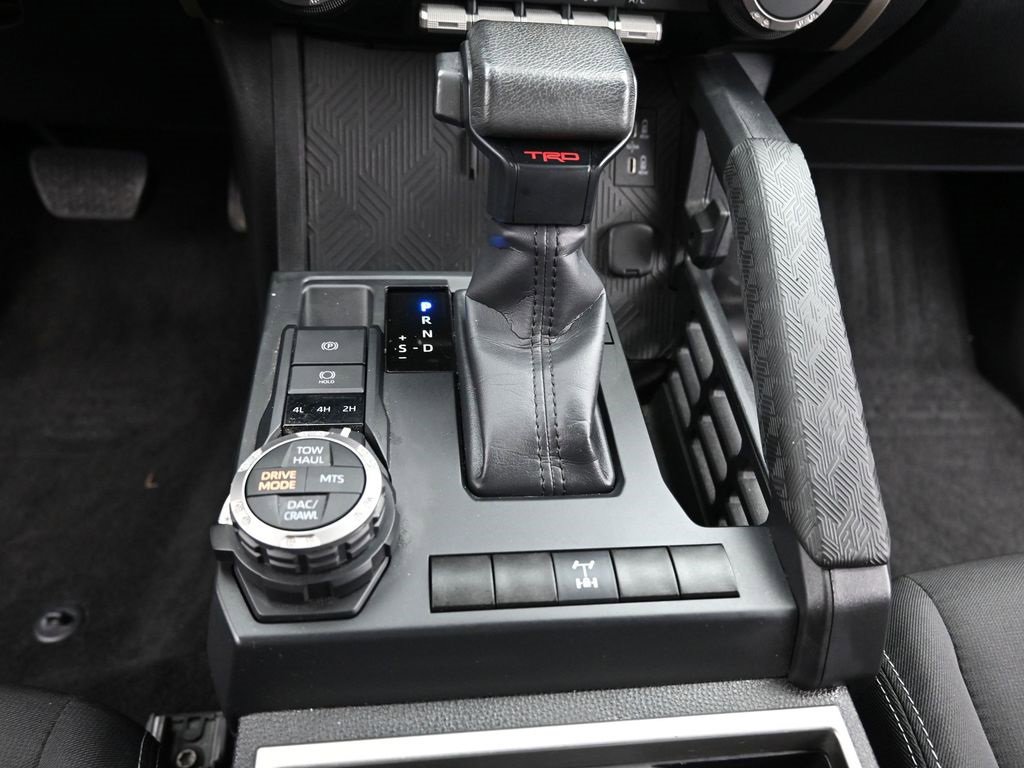 Certified 2025 Toyota Tacoma TRD Off-Road image 15