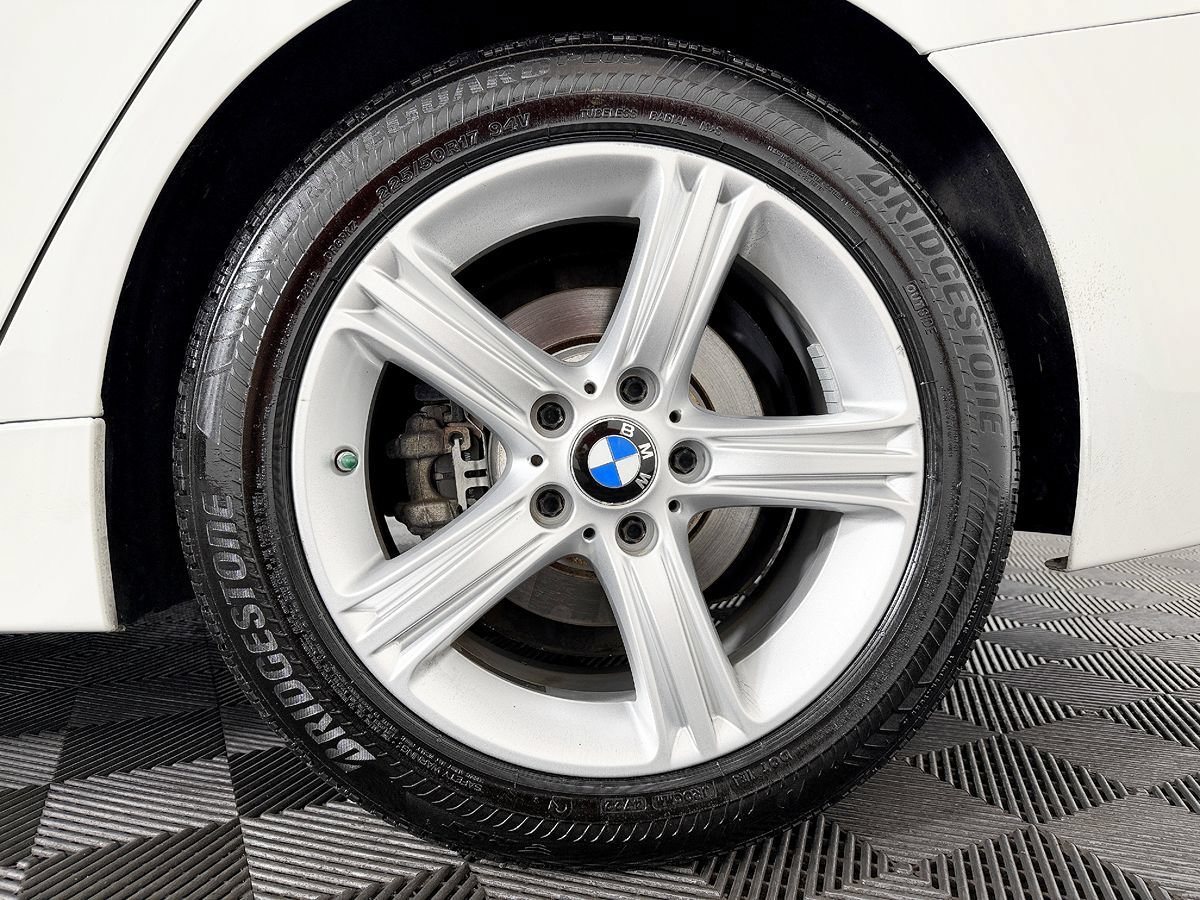 Used 2015 BMW 328i Sedan RWD image 23