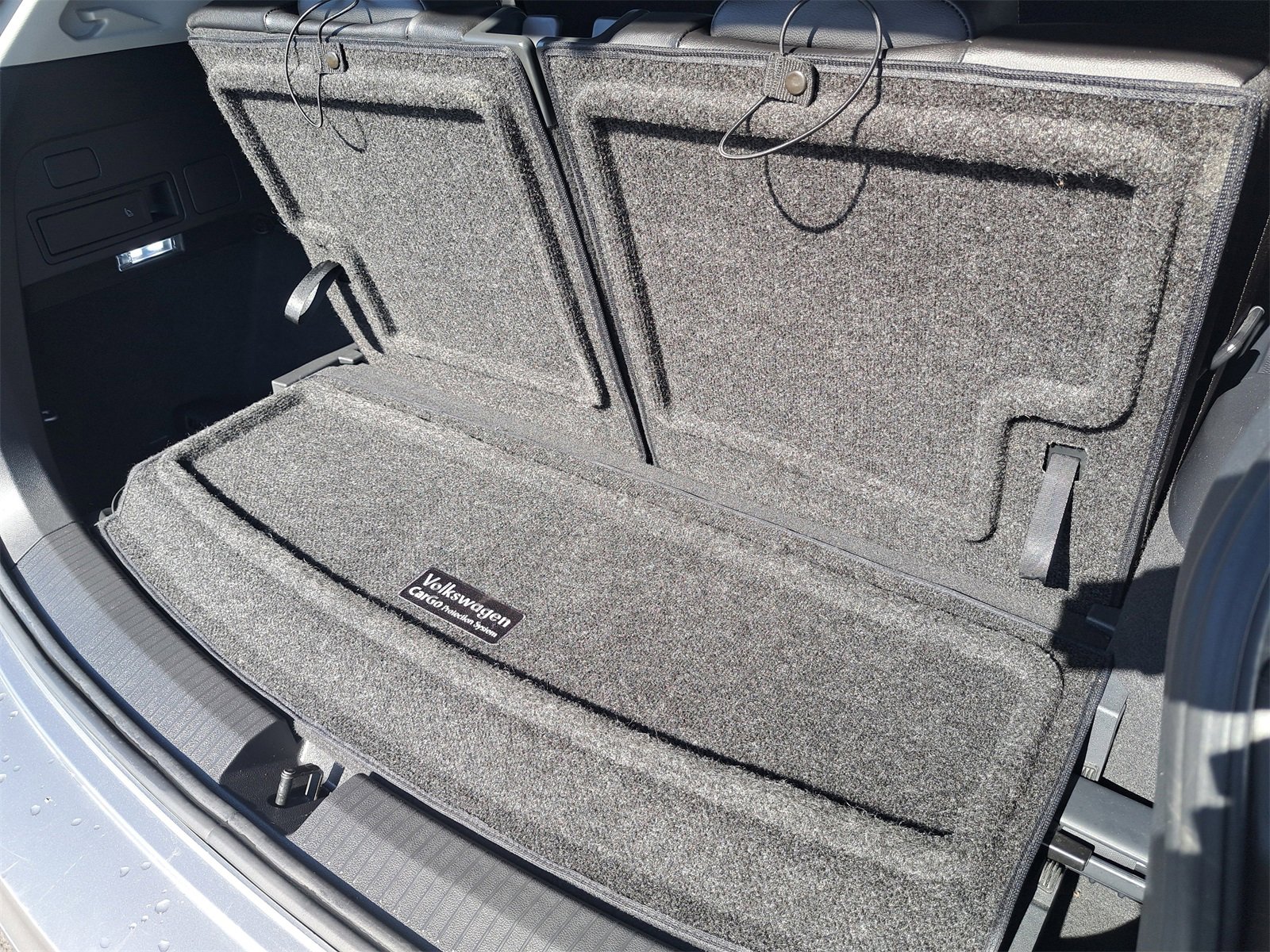 Used 2022 Volkswagen Tiguan SE image 13