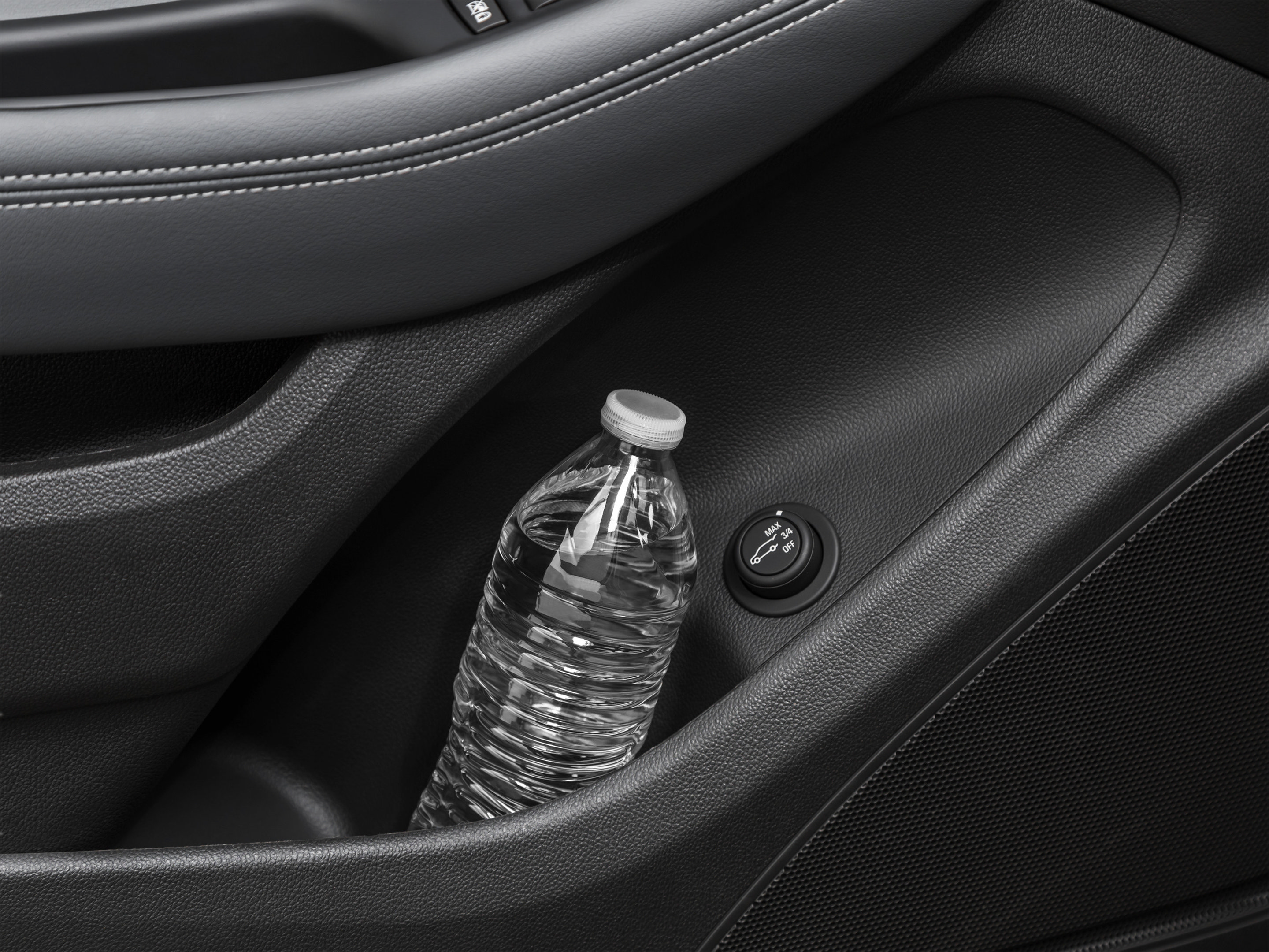 Used 2020 Buick Envision Essence FWD image 32