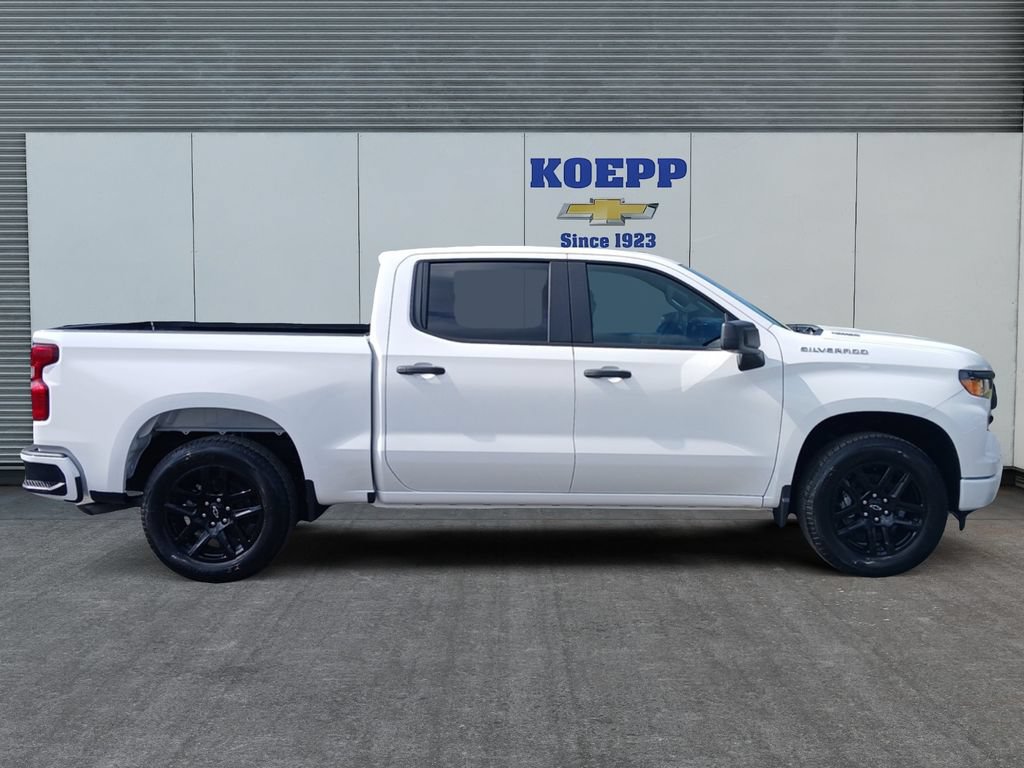 New 2026 Chevrolet Silverado 1500 Custom RWD image 6