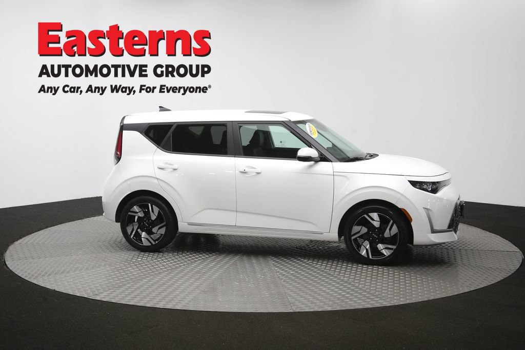 Used 2023 Kia Soul GT-Line FWD image 46