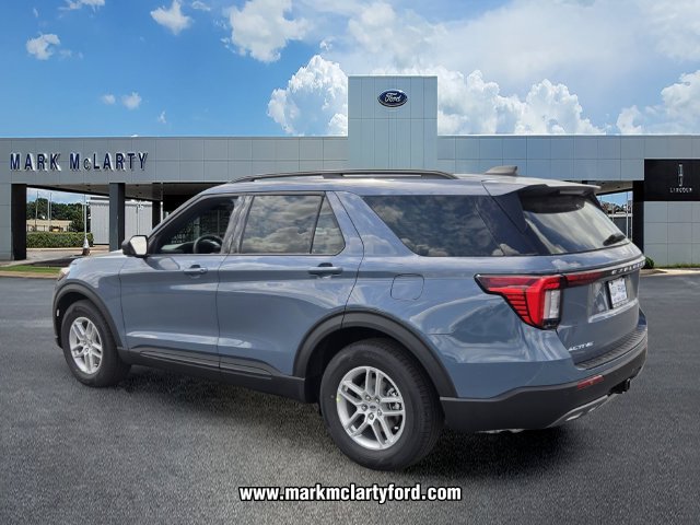 New 2027 Ford Explorer Active w/ Active Comfort Package RWD image 3