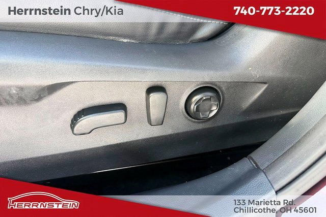 Used 2023 Subaru Outback Touring image 17