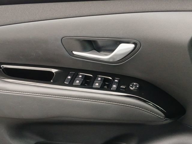 Used 2022 Hyundai Santa Cruz Limited image 17