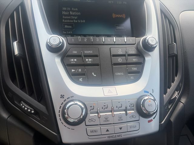 Used 2017 Chevrolet Equinox LS FWD image 18