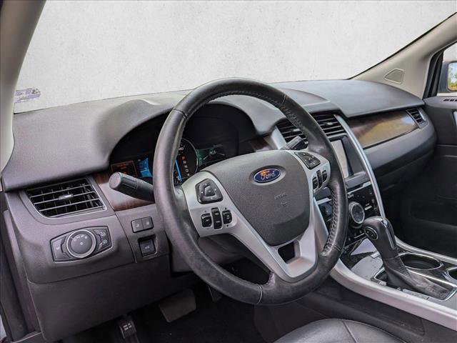Used 2011 Ford Edge Limited w/ Driver Entry Pkg image 10