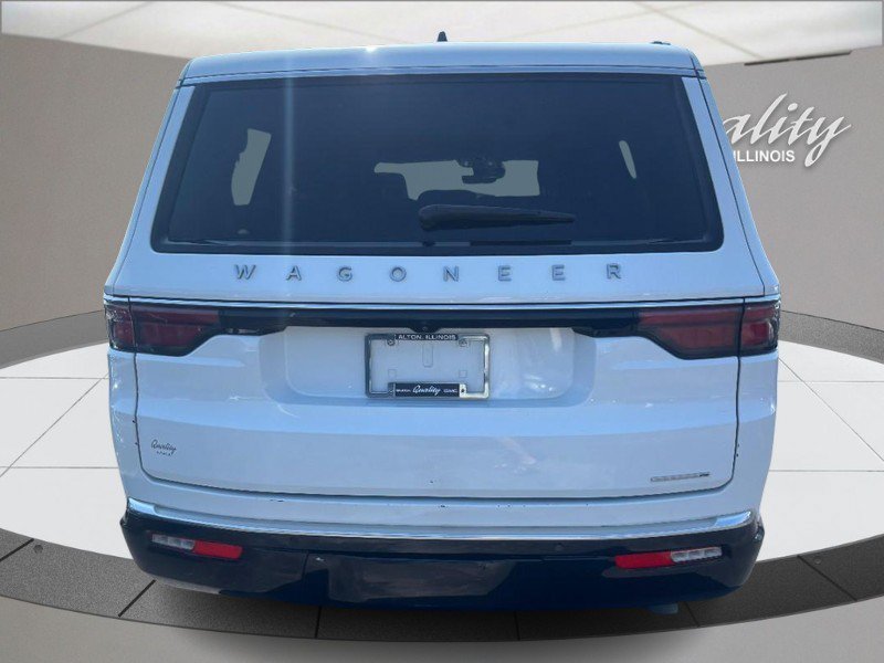 Used 2024 Jeep Wagoneer Series III AWD/4WD image 5