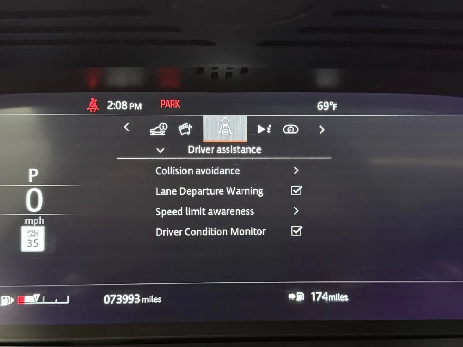 Used 2018 Land Rover Range Rover Sport HSE AWD/4WD image 16