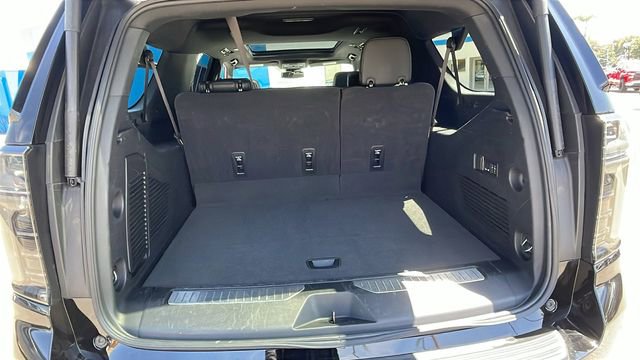 Used 2025 Chevrolet Suburban RST w/ Comfort Package AWD/4WD image 31