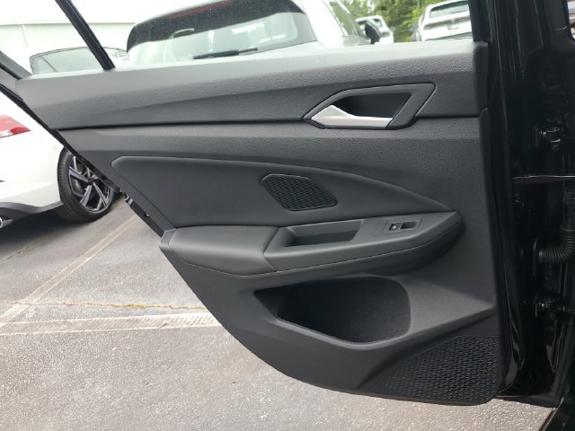 New 2026 Volkswagen GTI SE FWD image 13