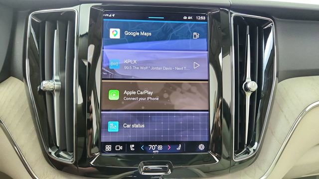 Used 2023 Volvo XC60 B5 Plus w/ Climate Package image 43