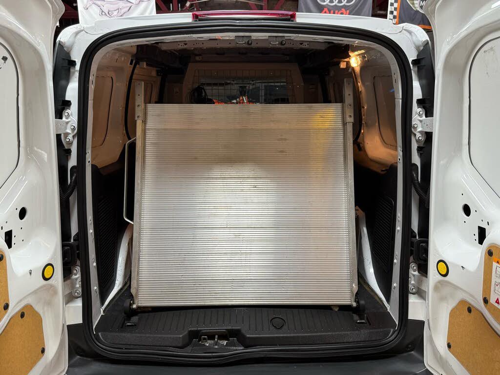 Used 2016 Ford Transit Connect XLT FWD image 29