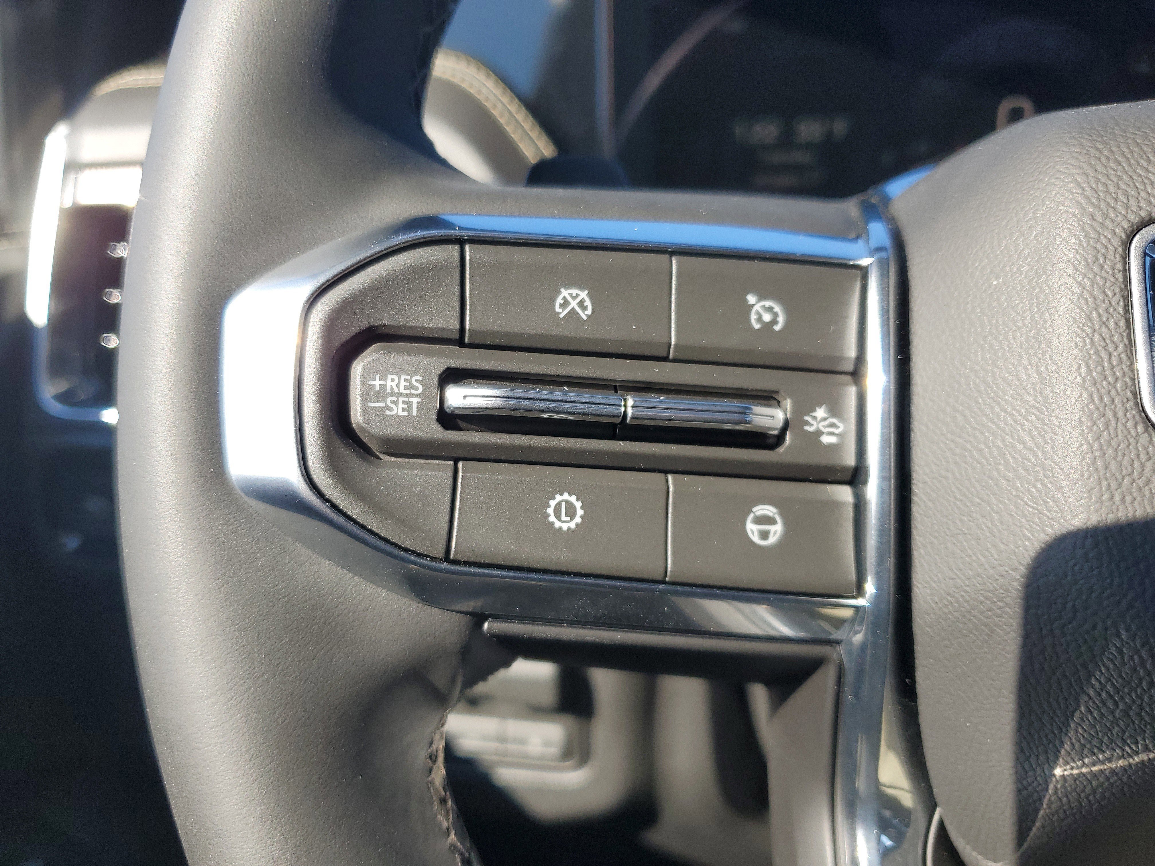 New 2026 GMC Yukon Elevation w/ Elevation Premium Package image 22