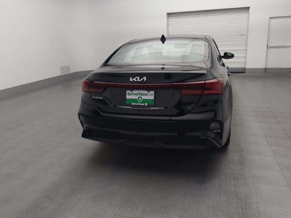 Used 2023 Kia Forte LXS image 7