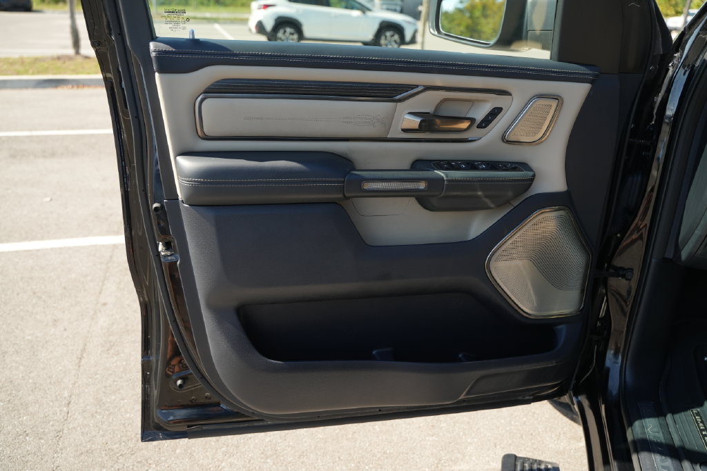 Used 2020 RAM 1500 Limited AWD/4WD image 16