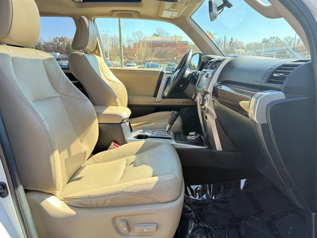 Used 2014 Toyota 4Runner Limited image 30
