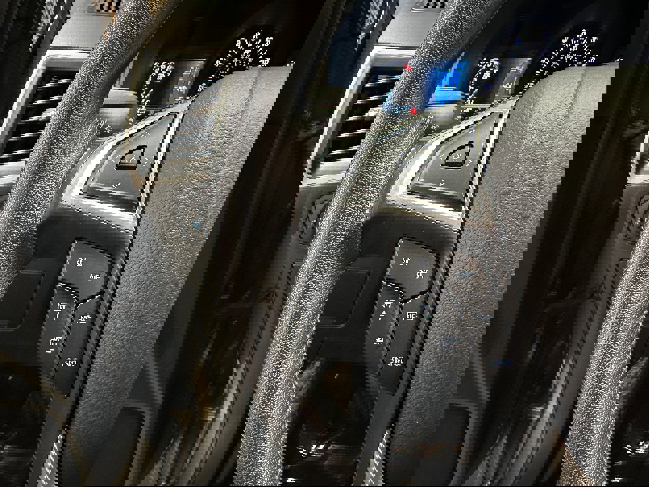 Certified 2024 Ford Edge SEL image 14