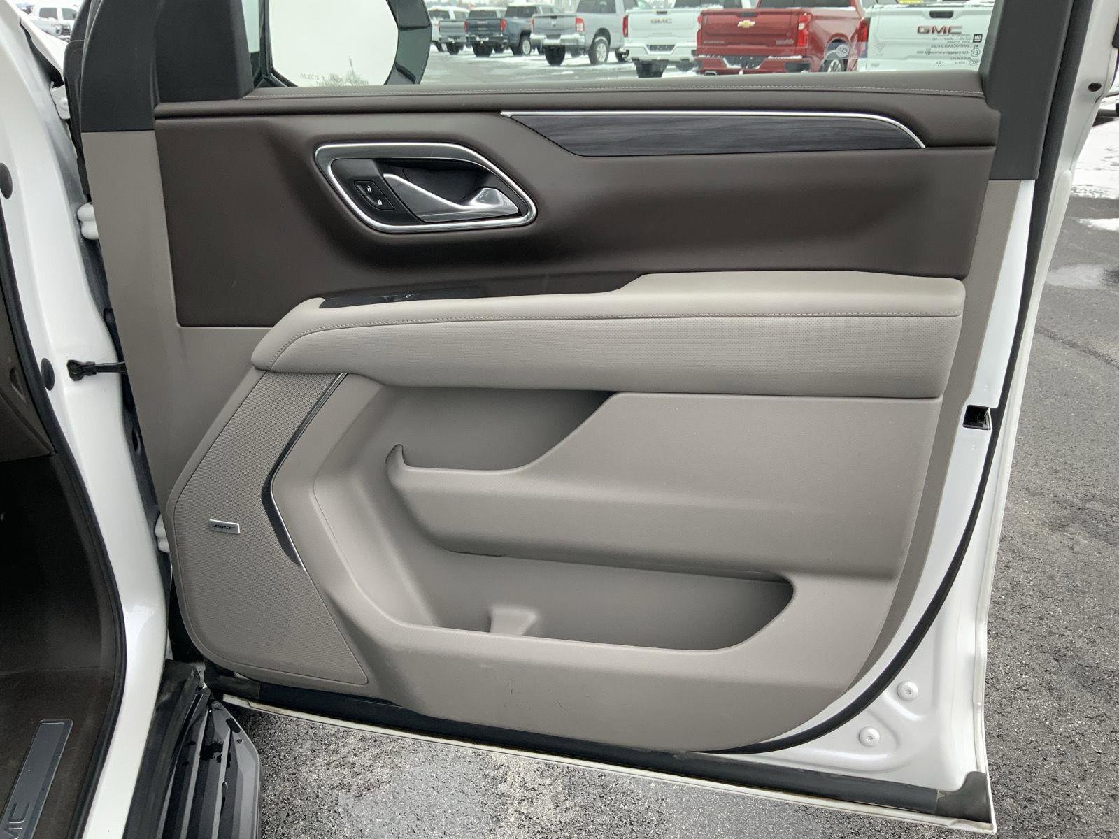 Used 2023 GMC Yukon SLT image 67