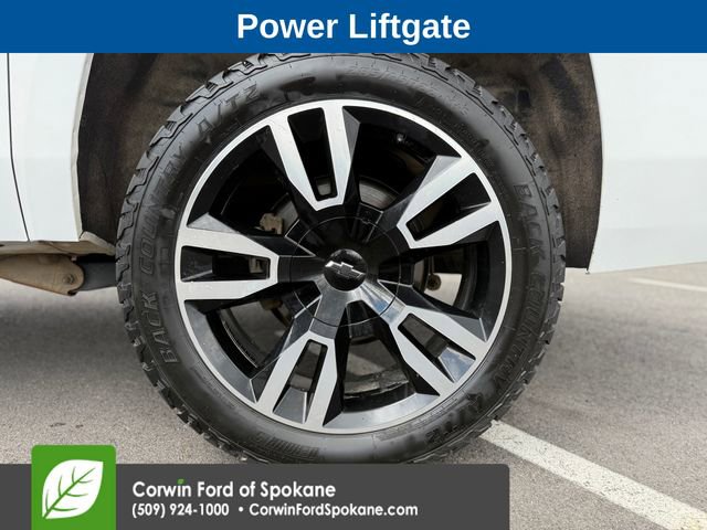 Used 2019 Chevrolet Suburban LT AWD/4WD image 9