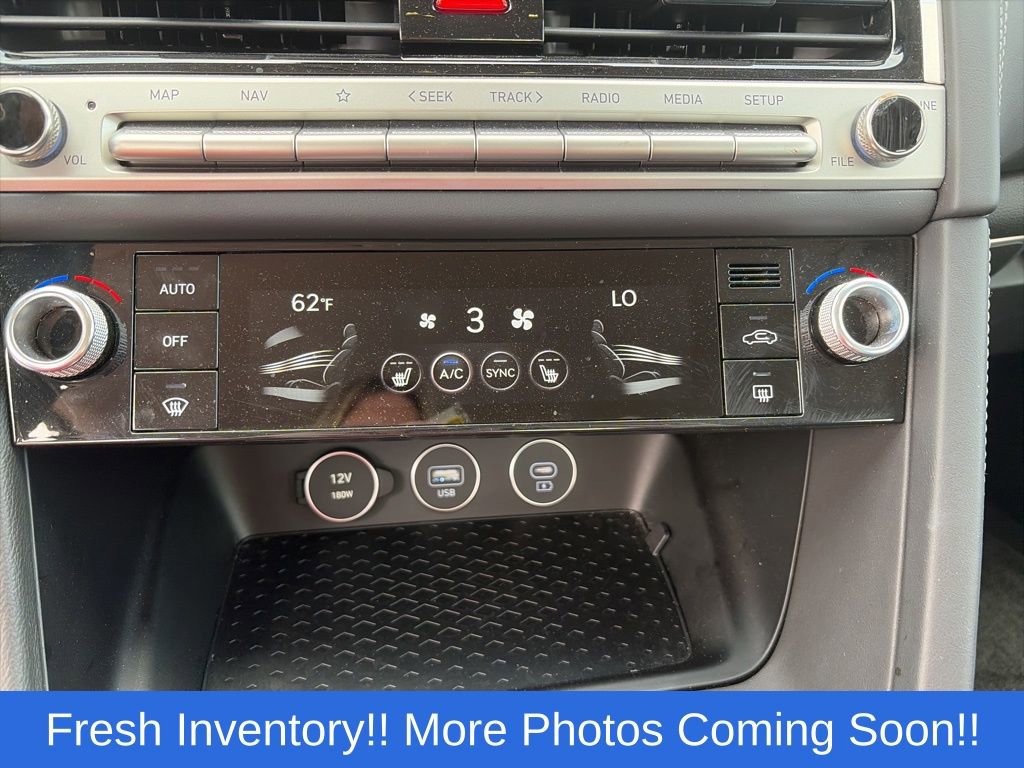 Used 2026 Genesis G70 2.5T RWD image 16